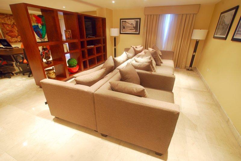 Holiday Inn Monclova By Ihg Exteriör bild