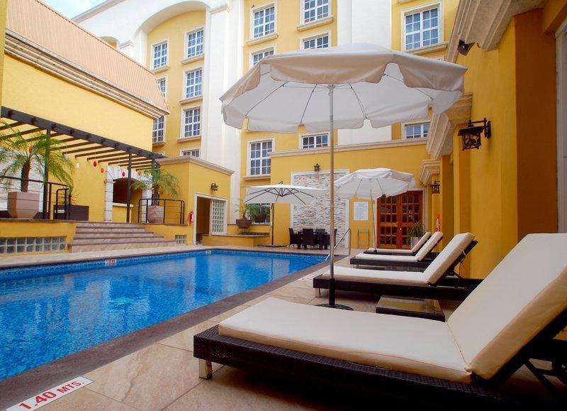 Holiday Inn Monclova By Ihg Exteriör bild