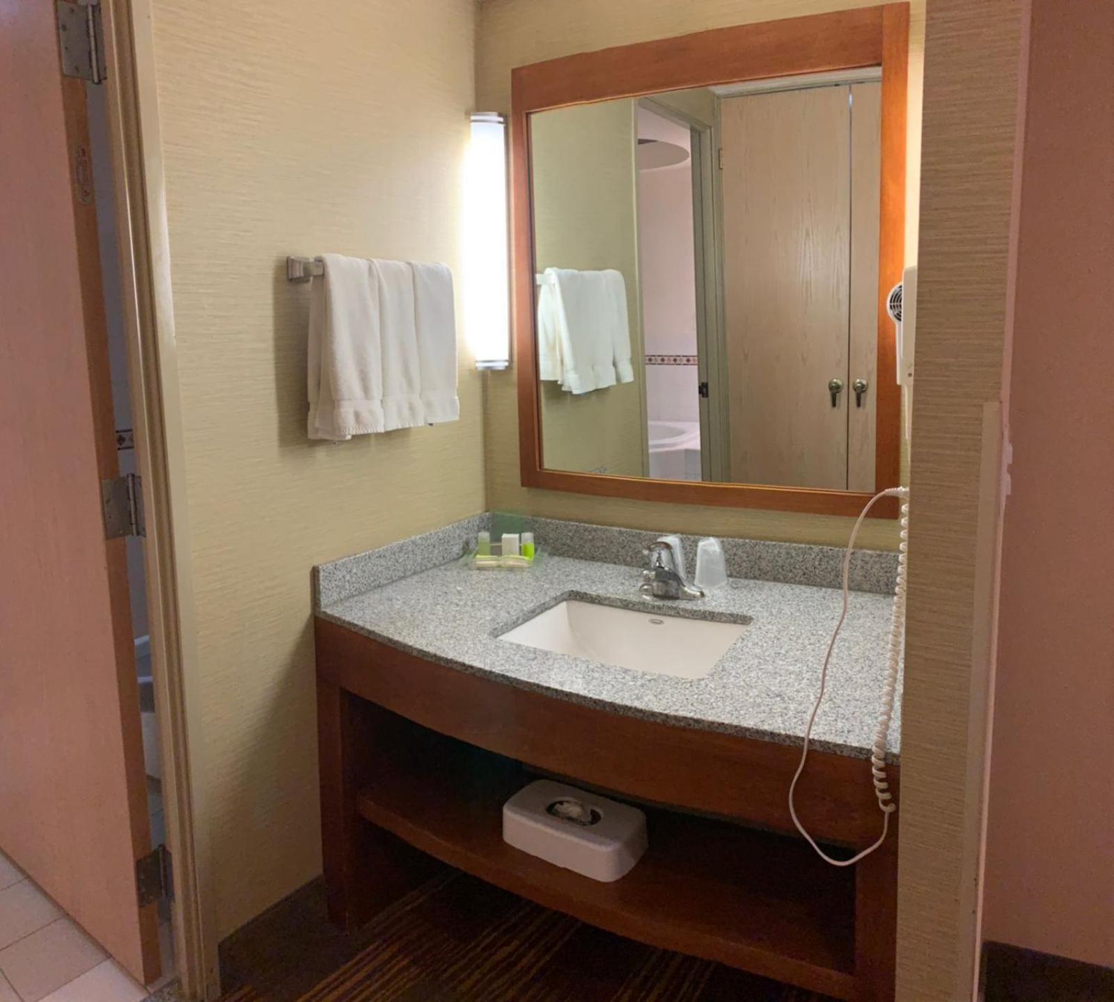 Holiday Inn Monclova By Ihg Exteriör bild